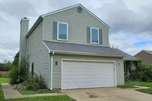 419 Kensington Dr, Streamwood, IL 60107 - Photo 3