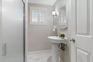 119 W Delaware Pl, Chicago, IL 60610 - Photo 41