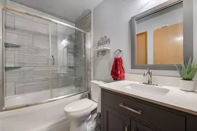 101 Eisenhower Drive, Oswego, IL 60543 - Photo 15