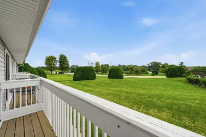 17438 W Chestnut Lane, Gurnee, IL 60031 - Photo 9
