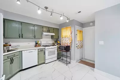 17438 W Chestnut Lane, Gurnee, IL 60031 - Photo 3