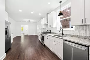 6336 N Fairfield Ave, Chicago, IL 60659 - Photo 7