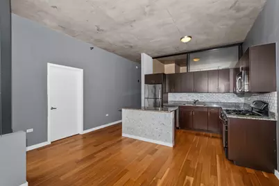 235 W Van Buren Street #2002, Chicago, IL 60607 - Photo 3