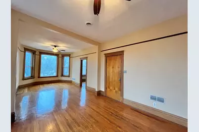 3032 W Palmer Boulevard #3, Chicago, IL 60647 - Photo 3
