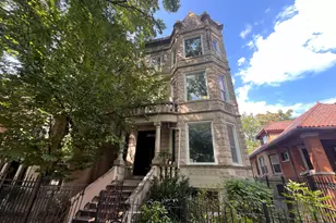 3032 W Palmer Blvd, Chicago, IL 60647 - Photo 1