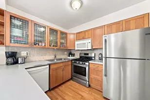 773 Pahl Rd, Elk Grove Village, IL 60007 - Photo 7