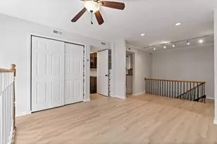 50 W Schiller St, Chicago, IL 60610 - Photo 13