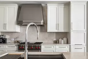 435 N Michigan Ave, Chicago, IL 60610 - Photo 11