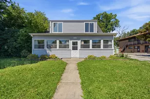 10730 S Ridgeland St, Worth, IL 60482 - Photo 1