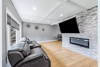 5227 S Neenah Avenue, Chicago, IL 60638 - Photo 5