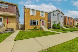5227 S Neenah Ave, Chicago, IL 60638 - Photo 3