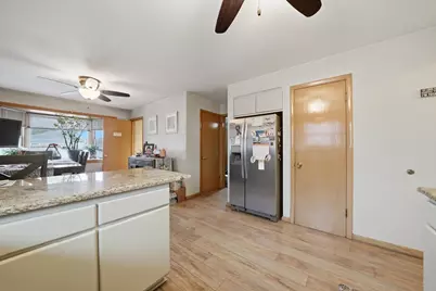 9429 Major Avenue, Oak Lawn, IL 60453 - Photo 13