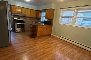 2023 W Balmoral Ave, Chicago, IL 60625 - Photo 15