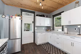 807 S Morris Ave, Bloomington, IL 61701 - Photo 9