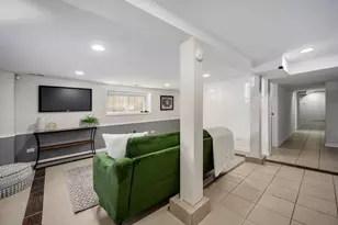 3726 N Albany Ave, Chicago, IL 60618 - Photo 17