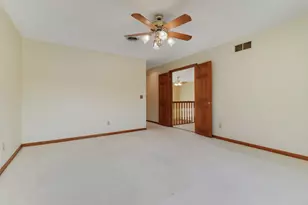 2509 Driftwood Rd, Bloomington, IL 61704 - Photo 23