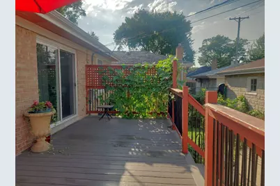 7918 W Oakton Street, Niles, IL 60714 - Photo 3