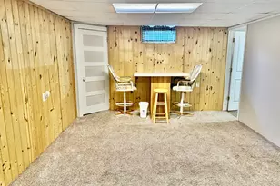 701 S Tremont St, Kewanee, IL 61443 - Photo 45