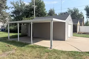 1330 Lennington Circle, Kankakee, IL 60901 - Photo 7
