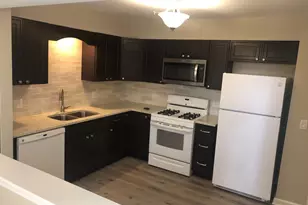 2343 County Farm Ln, Schaumburg, IL 60194 - Photo 5