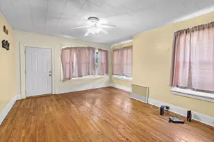 125 W Warmouth St, Salem, IL 62881 - Photo 13
