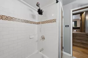 390 Bartram Rd, Riverside, IL 60546 - Photo 33