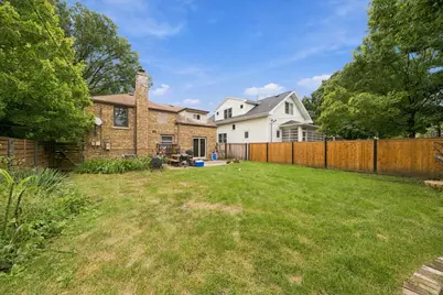 390 Bartram Road, Riverside, IL 60546 - Photo 47