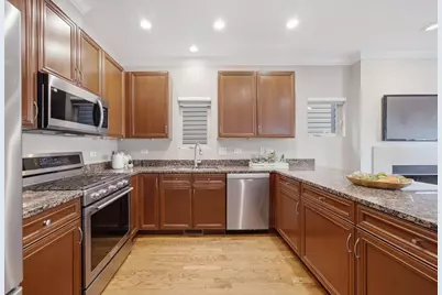 1606 W Edgewater Avenue, Chicago, IL 60660 - Photo 11