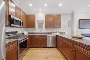 1606 W Edgewater Ave, Chicago, IL 60660 - Photo 11