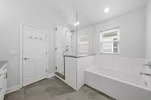 1606 W Edgewater Ave, Chicago, IL 60660 - Photo 23