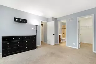 17817 Stonebridge Dr, Hazel Crest, IL 60429 - Photo 15