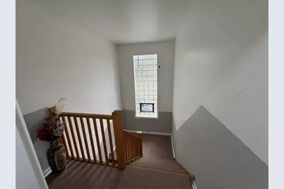 3101 W Rosemont Avenue #2E, Chicago, IL 60659 - Photo 3