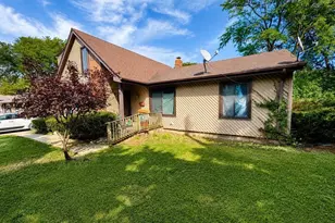 1923 N Jackson St, Waukegan, IL 60087 - Photo 1