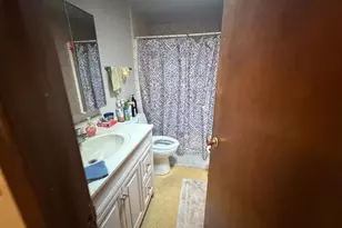 1923 N Jackson St, Waukegan, IL 60087 - Photo 9