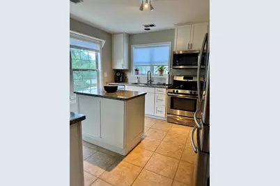 200 Chesterfield Court #D, Schaumburg, IL 60193 - Photo 11
