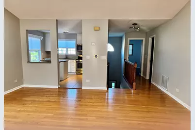 200 Chesterfield Court #D, Schaumburg, IL 60193 - Photo 7