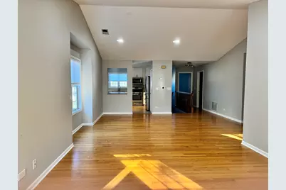 200 Chesterfield Court #D, Schaumburg, IL 60193 - Photo 3