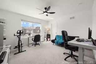 8493 Liberty Ln, Woodridge, IL 60517 - Photo 17