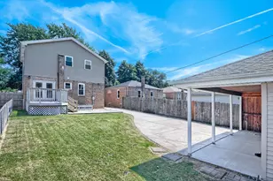 11012 S Springfield Ave, Chicago, IL 60655 - Photo 13