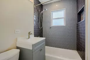 11012 S Springfield Ave, Chicago, IL 60655 - Photo 7
