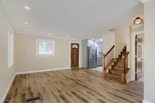 11012 S Springfield Ave, Chicago, IL 60655 - Photo 3