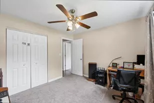 1407 W John St, Champaign, IL 61821 - Photo 25