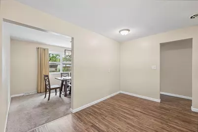 1407 W John Street, Champaign, IL 61821 - Photo 17