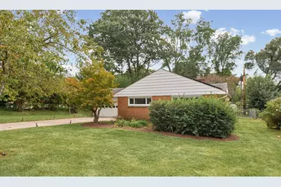 1407 W John Street, Champaign, IL 61821 - Photo 3