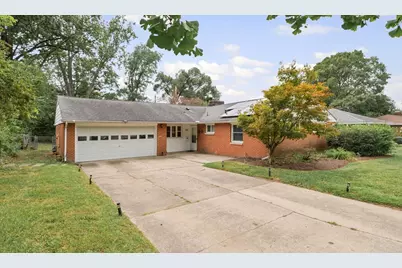 1407 W John Street, Champaign, IL 61821 - Photo 1