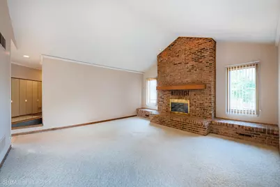 22W569 Glen Court, Medinah, IL 60157 - Photo 23