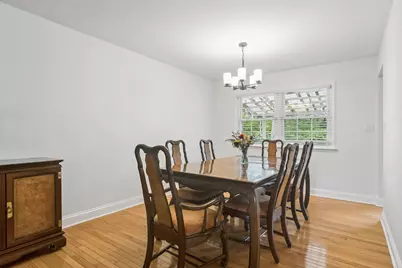 1120 Valley Stream Drive, Wheeling, IL 60090 - Photo 5