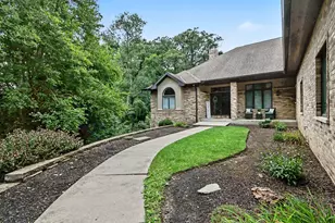2900 Bridle Ct, Lake Geneva, WI 53147 - Photo 1
