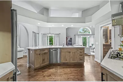 2900 Bridle Court, Lake Geneva, WI 53147 - Photo 11