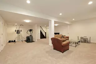 1215 Woodview Ln, Northbrook, IL 60062 - Photo 23